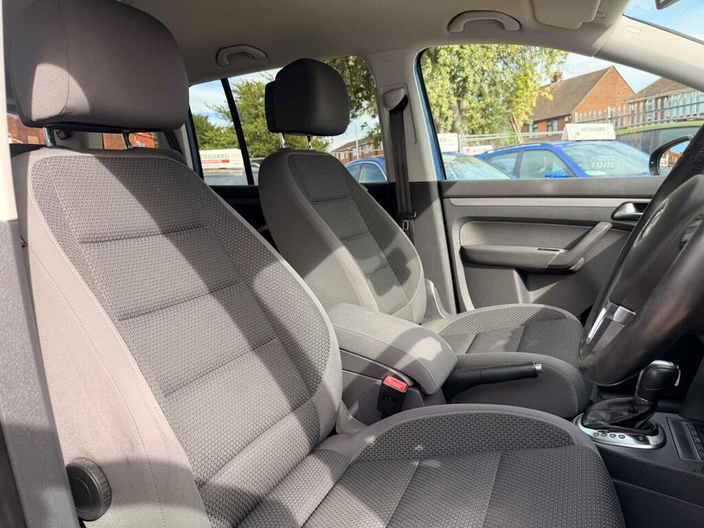 Volkswagen Touran Mpv 1.6 Tdi Se Dsg Euro 5 201313 Silver #33