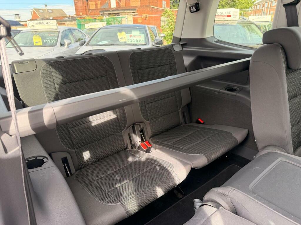 Volkswagen Touran Mpv 1.6 Tdi Se Dsg Euro 5 201313 Silver #27