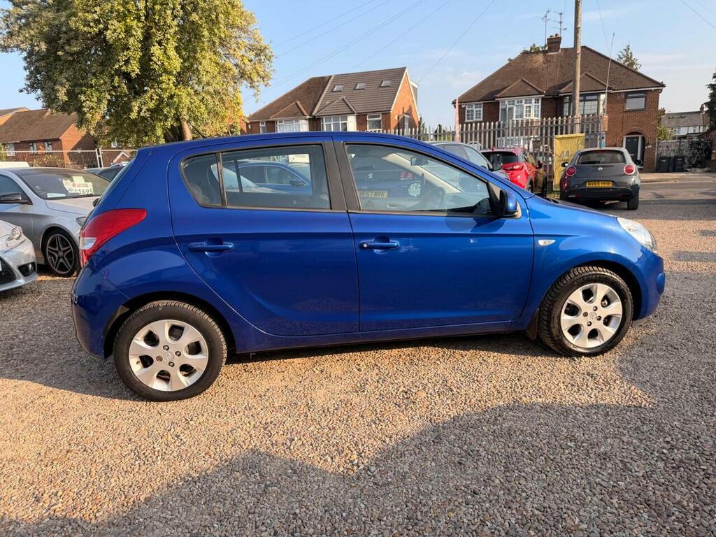 Hyundai I20 Edition Red #14