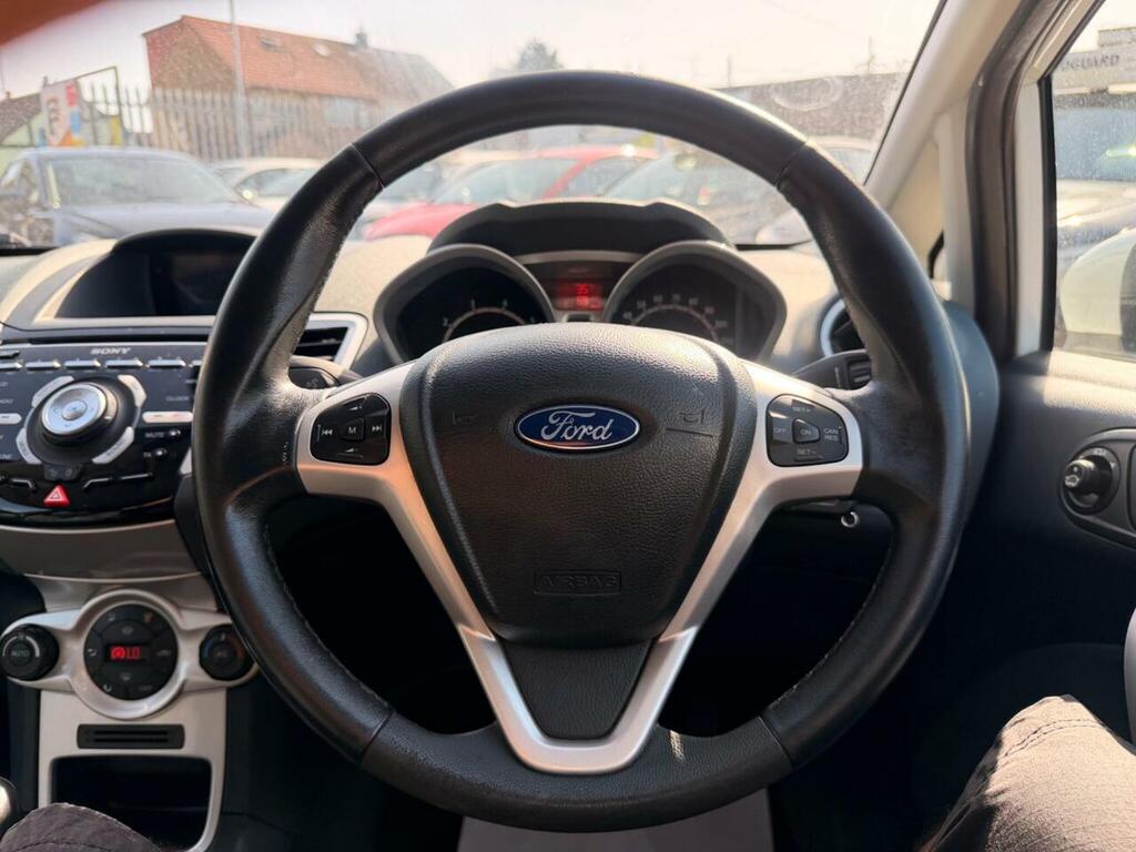 Ford Fiesta Titanium Red #21