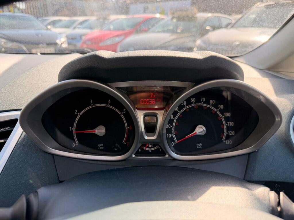 Ford Fiesta Titanium Red #27
