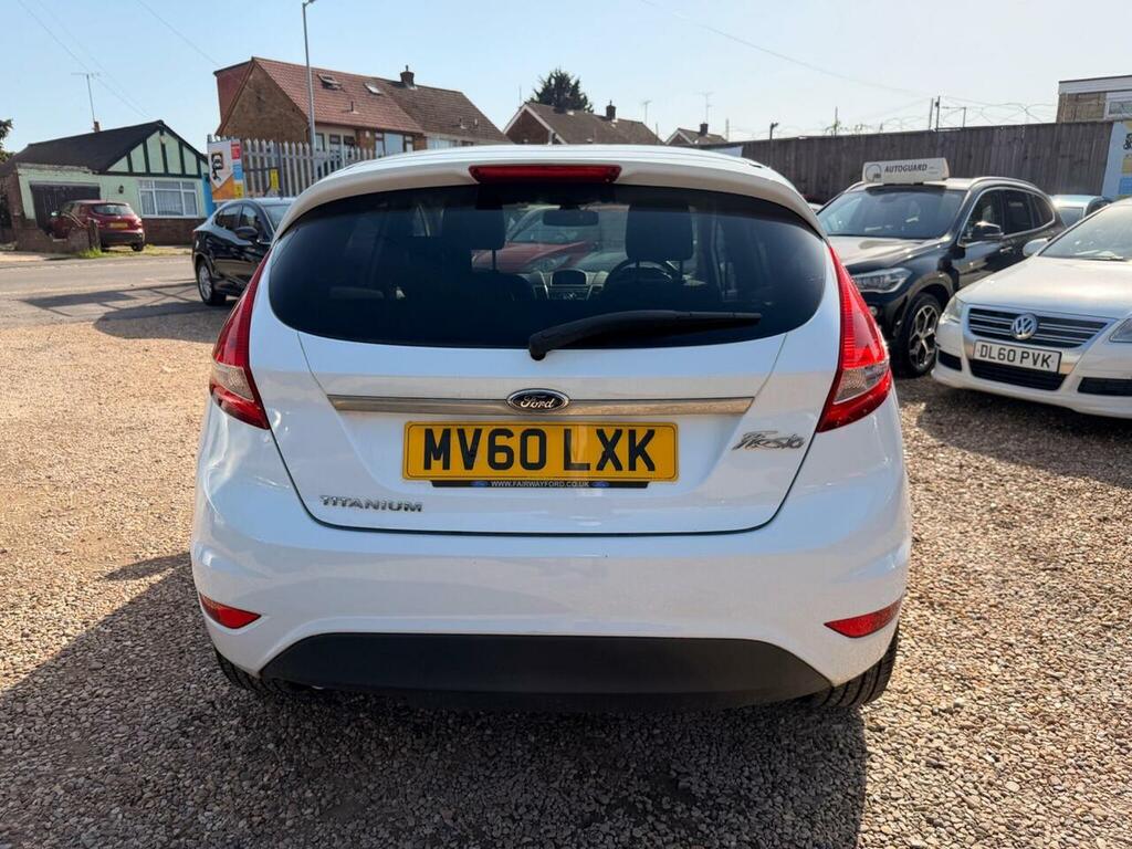 Ford Fiesta Titanium Red #9
