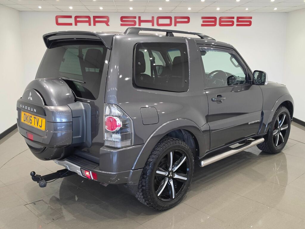 Mitsubishi Shogun Di-dc Barbarian Suv Grey #3