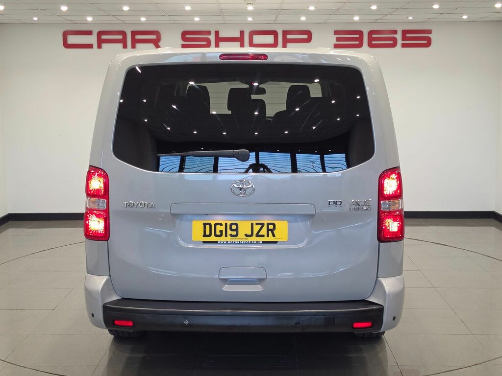 Toyota Proace Verso 2.0D Family Medium Mpv White #18