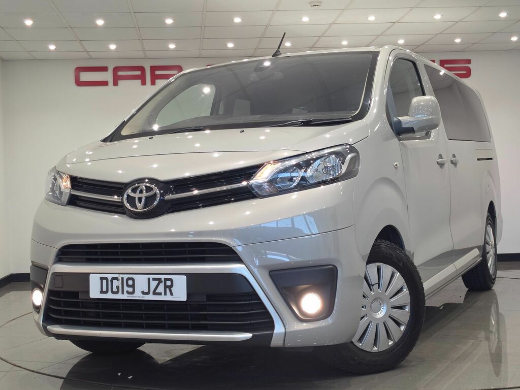 Toyota Proace Verso 2.0D Family Medium Mpv White #89