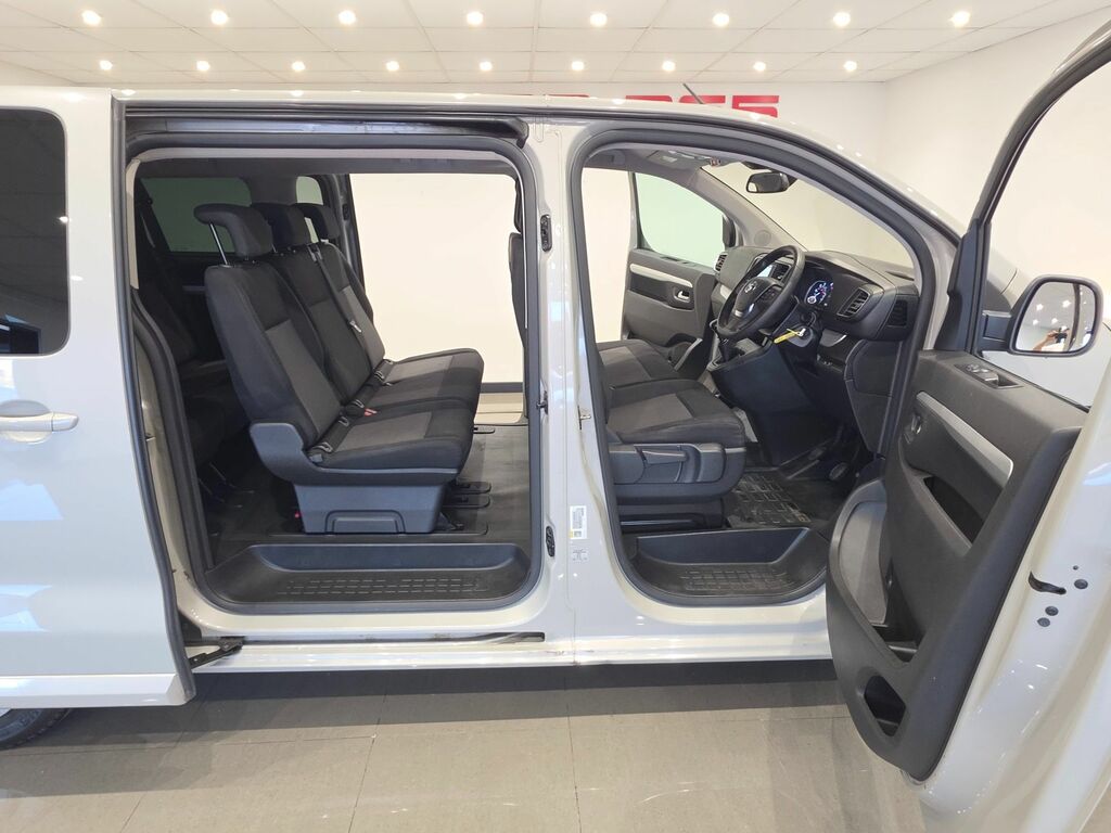 Toyota Proace Verso 2.0D Family Medium Mpv White #13