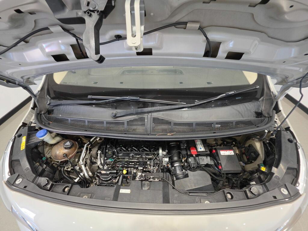 Toyota Proace Verso 2.0D Family Medium Mpv White #53