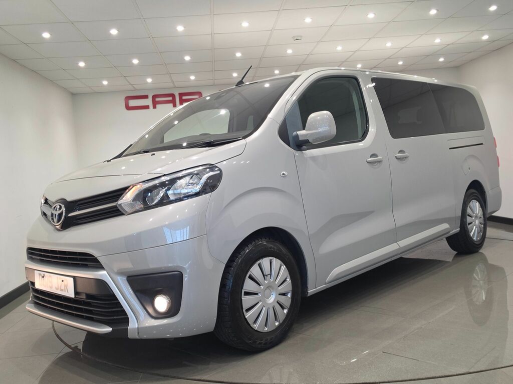 Toyota Proace Verso 2.0D Family Medium Mpv White #85