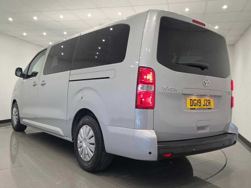 Toyota Proace Verso 2.0D Family Medium Mpv White #20