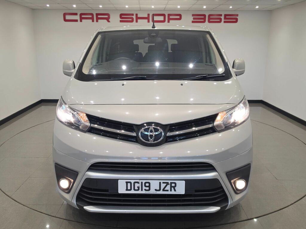 Toyota Proace Verso 2.0D Family Medium Mpv White #17
