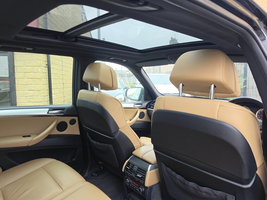 BMW X5 M V8 Suv Black #4