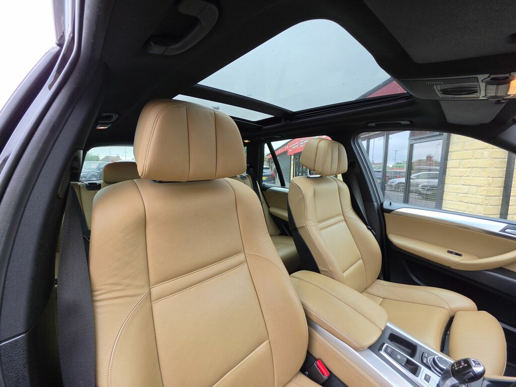 BMW X5 M V8 Suv Black #2