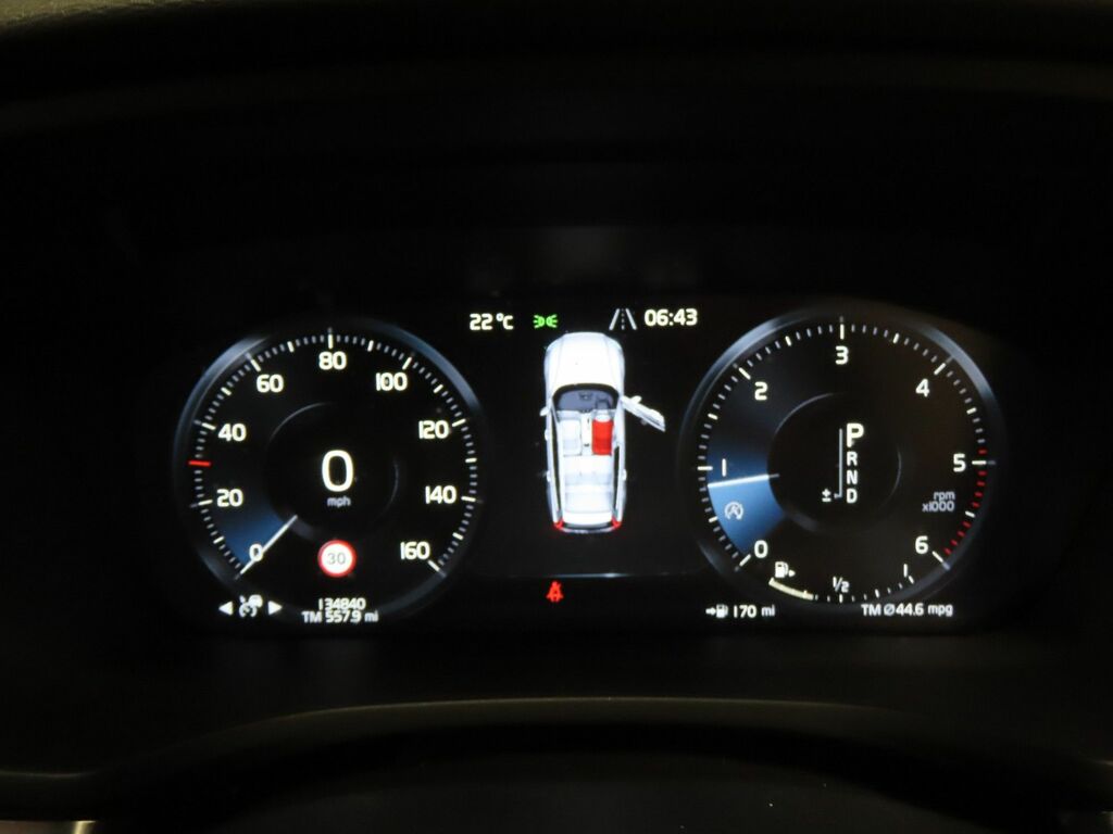 Volvo V60 D4 R-design Pro Estate Blue #4