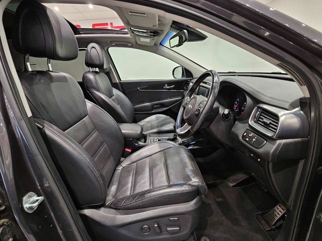 Kia Sorento Crdi Kx-4 Suv Grey #4