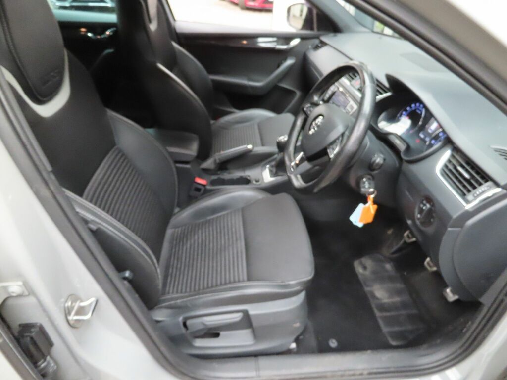 Skoda Octavia Tdi Vrs Estate Grey #6
