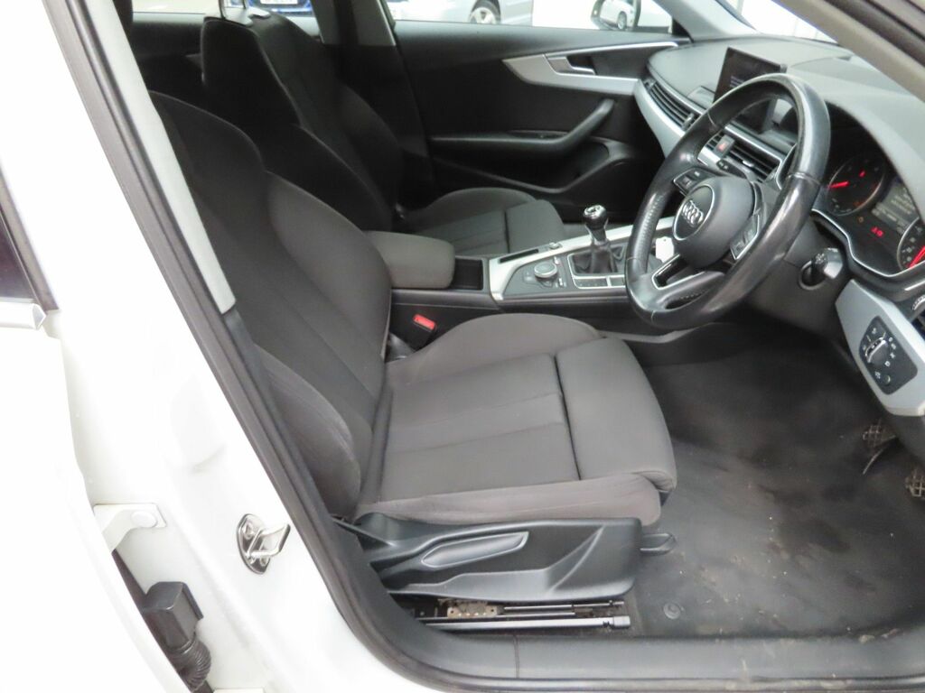 Audi A4 Tdi Ultra Sport Saloon White #3