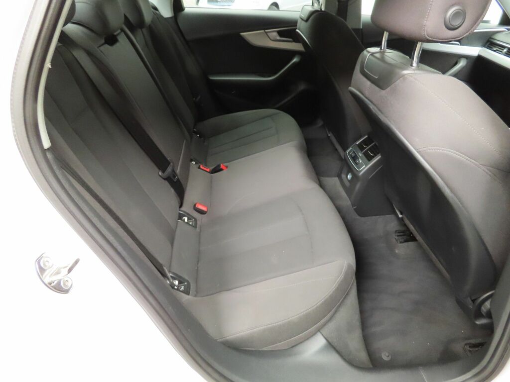 Audi A4 Tdi Ultra Sport Saloon White #2