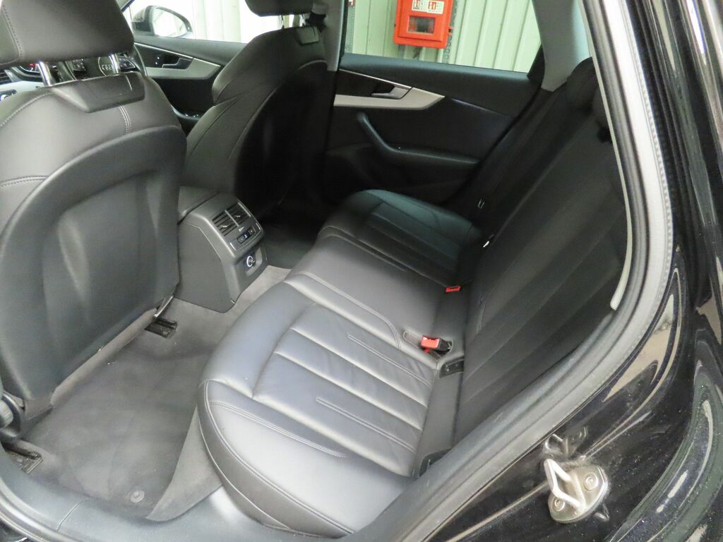 Audi A4 Avant Tdi Ultra Sport Estate Black #6