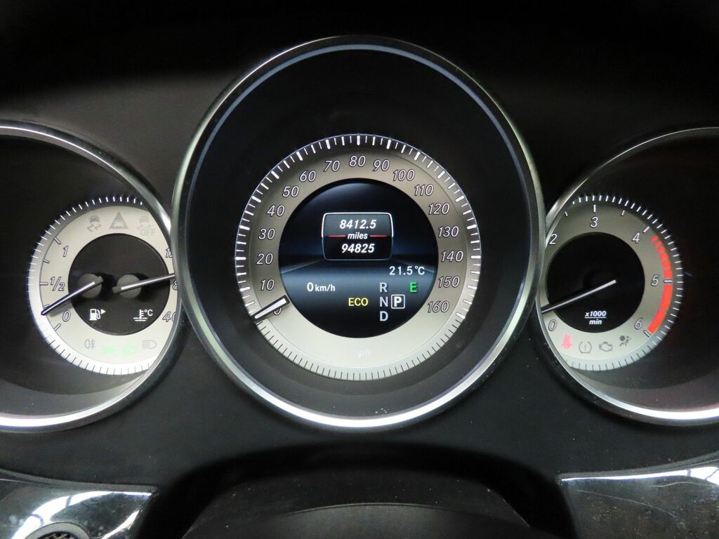 Mercedes-Benz CLS Cls350d V6 Amg Line Black #5