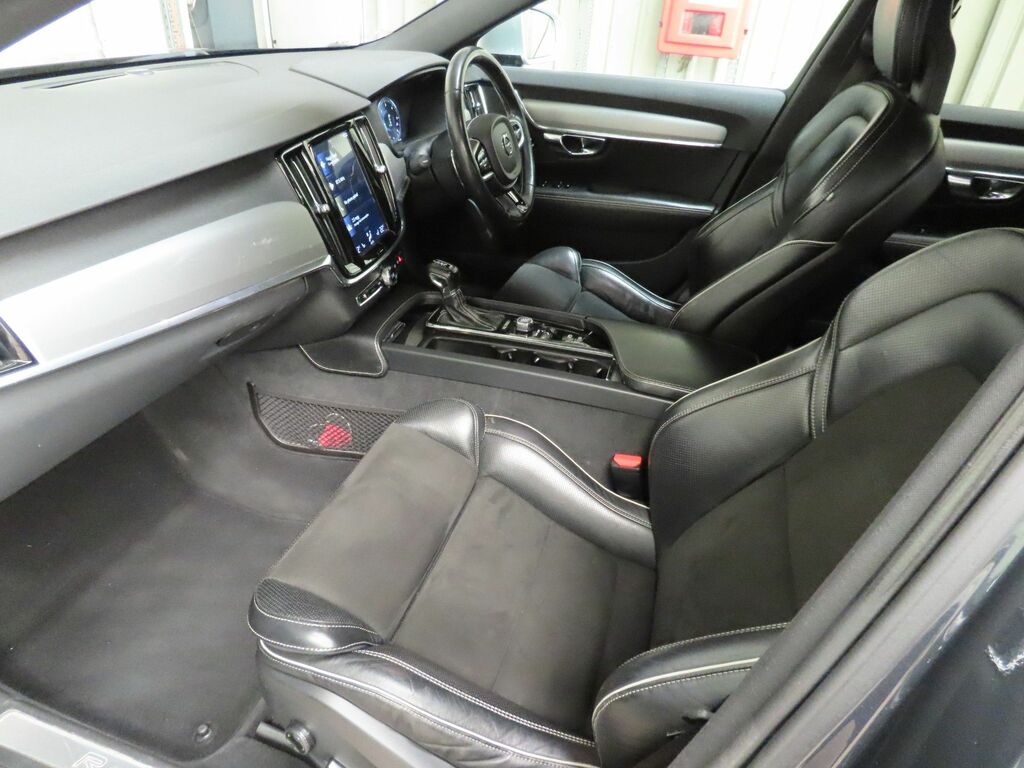 Volvo V90 D4 R-design Estate Grey #6