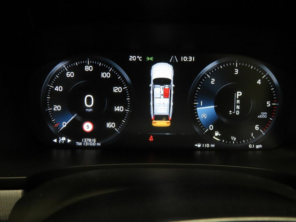 Volvo V90 D4 R-design Estate Grey #5