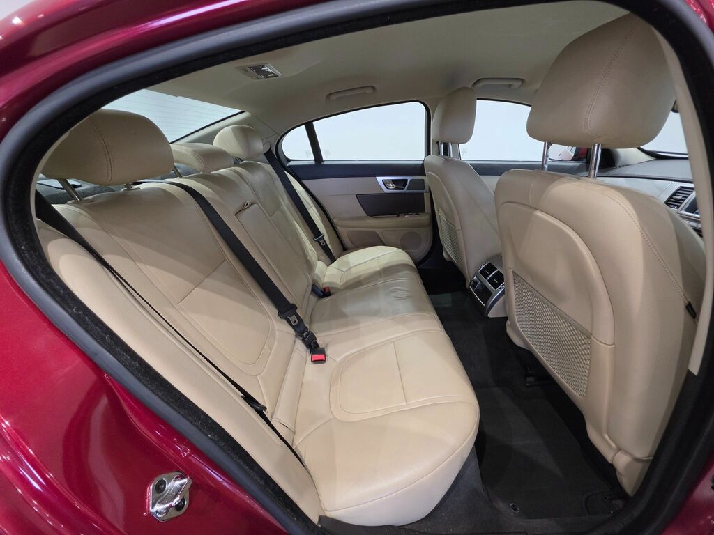 Jaguar XF 5.0 V8 Premium Black #15