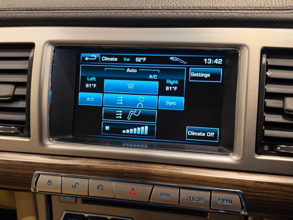 Jaguar XF 5.0 V8 Premium Black #37