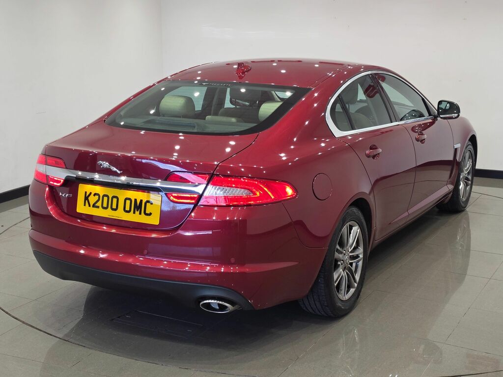 Jaguar XF Luxury Saloon Red #6