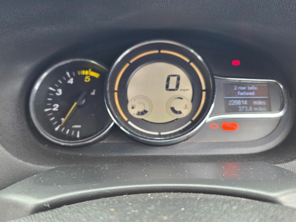 Renault Megane Hatchback 1.6 Dci Dynamique Tom Tom  #13