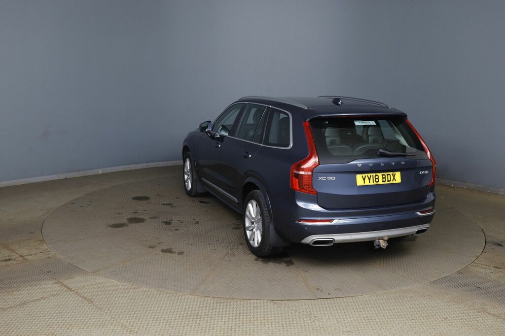 Volvo XC90 Xc90 R-design T8 Phev Awd White #9