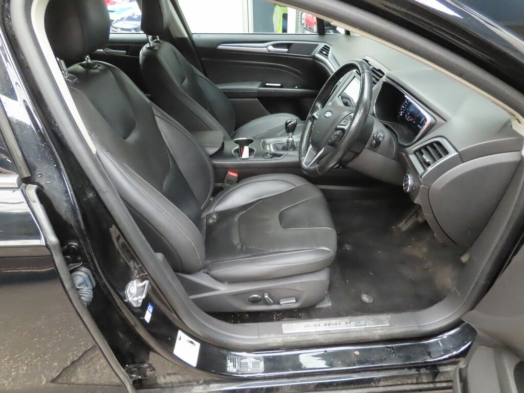 Ford Mondeo Tdci Titanium Estate Black #3