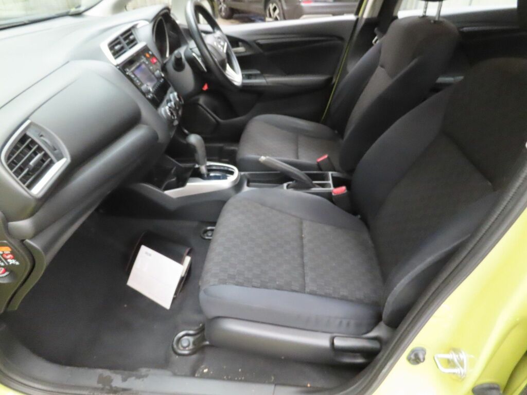 Honda Jazz I-vtec S Hatchback Yellow #5