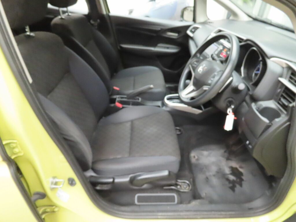 Honda Jazz I-vtec S Hatchback Yellow #4