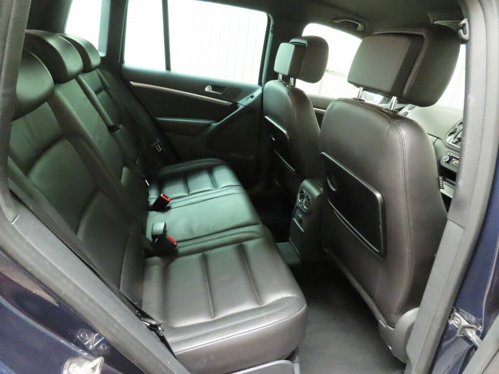 Volkswagen Tiguan Grey #3