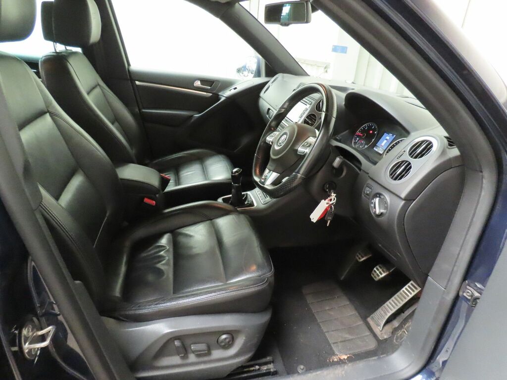 Volkswagen Tiguan Grey #4