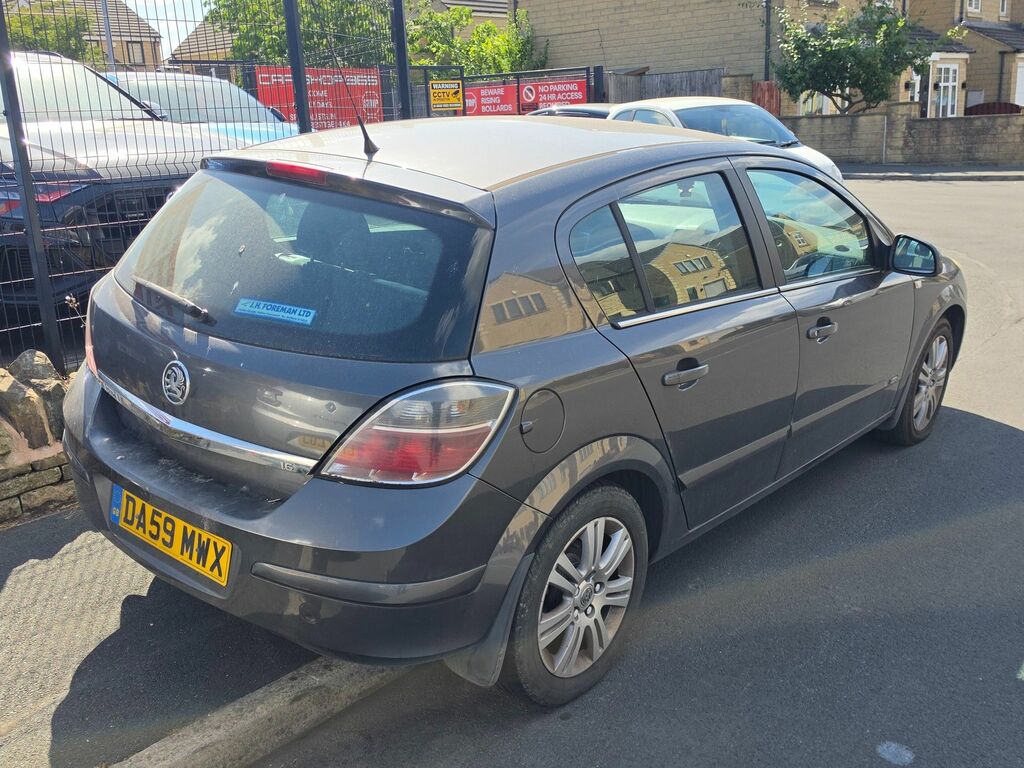 Vauxhall Astra 1.4I 16V Sxi Sport Hatch Black #3