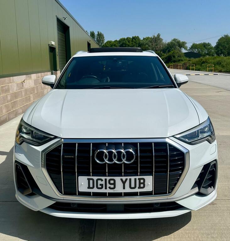 Audi Q3 Suv 2.0 Tfsi 40 S Line S Tronic Quattro Euro 6 S DG19YUB White #2