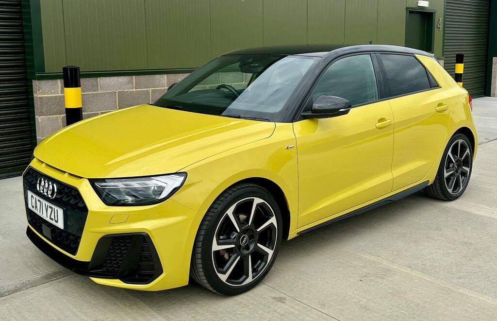 Audi A1 1.5 Tfsi 35 Black Edition Sportback S Tronic Euro Yellow #5