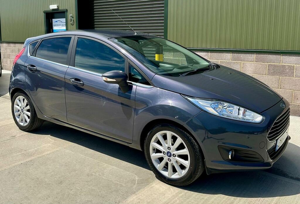 Ford Fiesta 1.6 Tdci Titanium X Euro 5 Grey #4