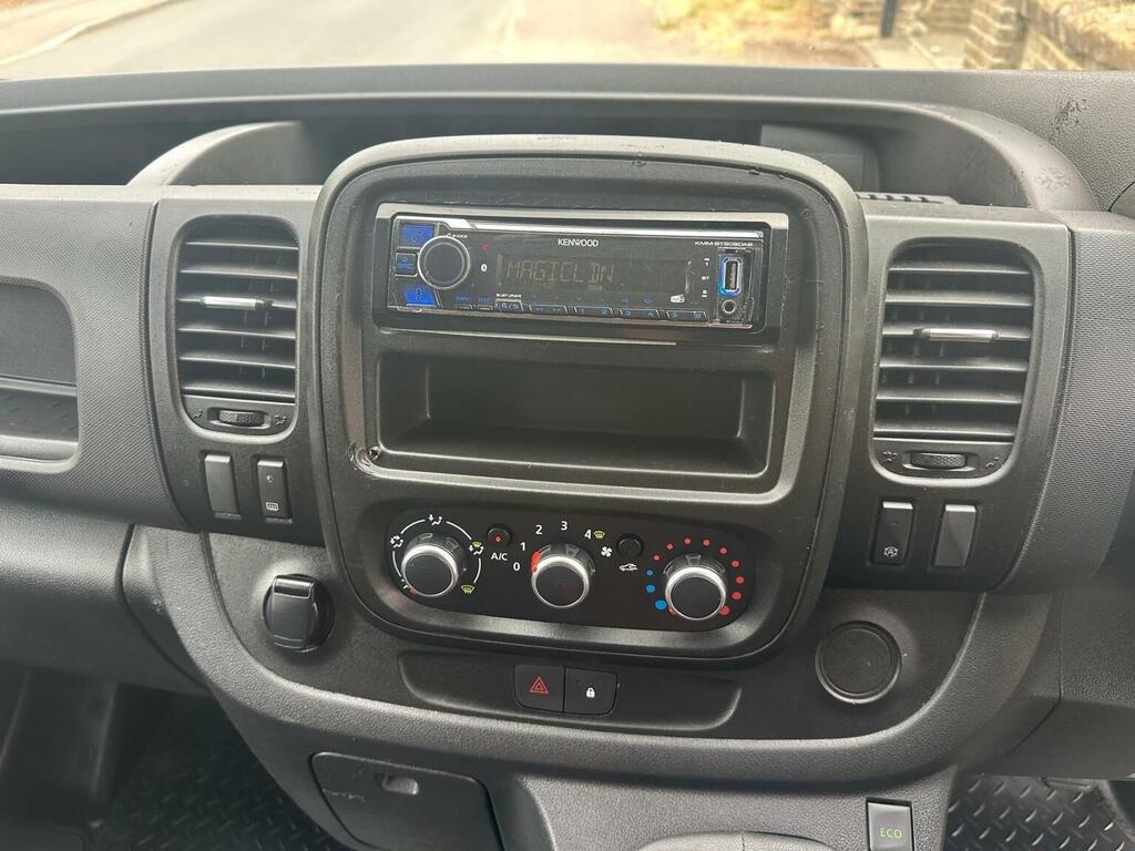 Renault Trafic Ll30 Energy Dci 120 Business Van White #23