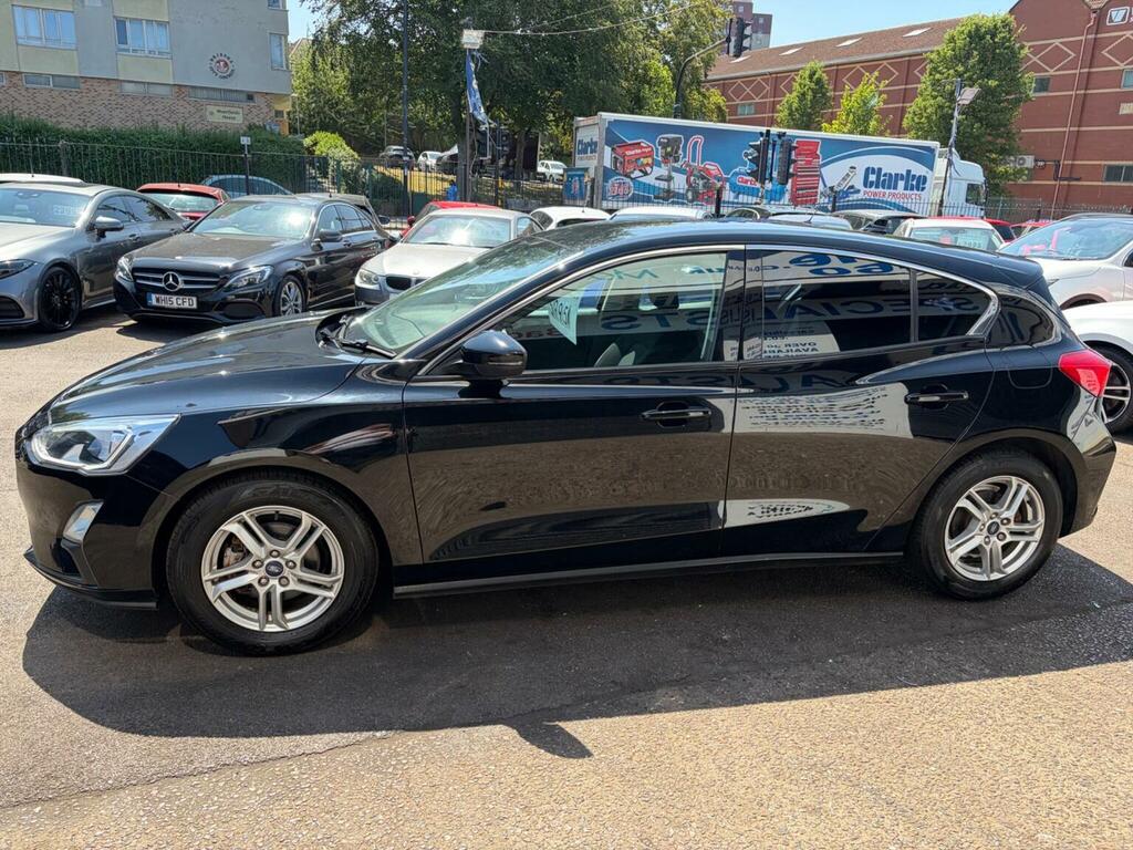Ford Focus Hatchback 1.0T Ecoboost Zetec Euro 6 Ss 20 RX19OWU Black #5