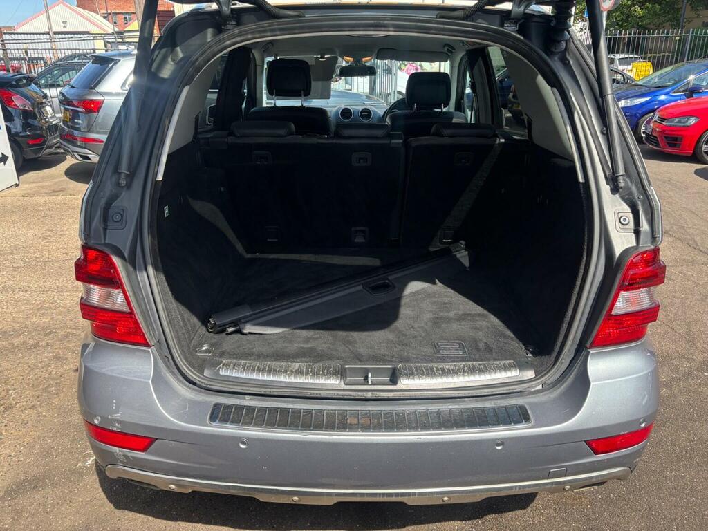 Mercedes-Benz M Class 3.0 Ml300 Cdi V6 Blueefficiency Sport G-tronic 4Wd Black #10