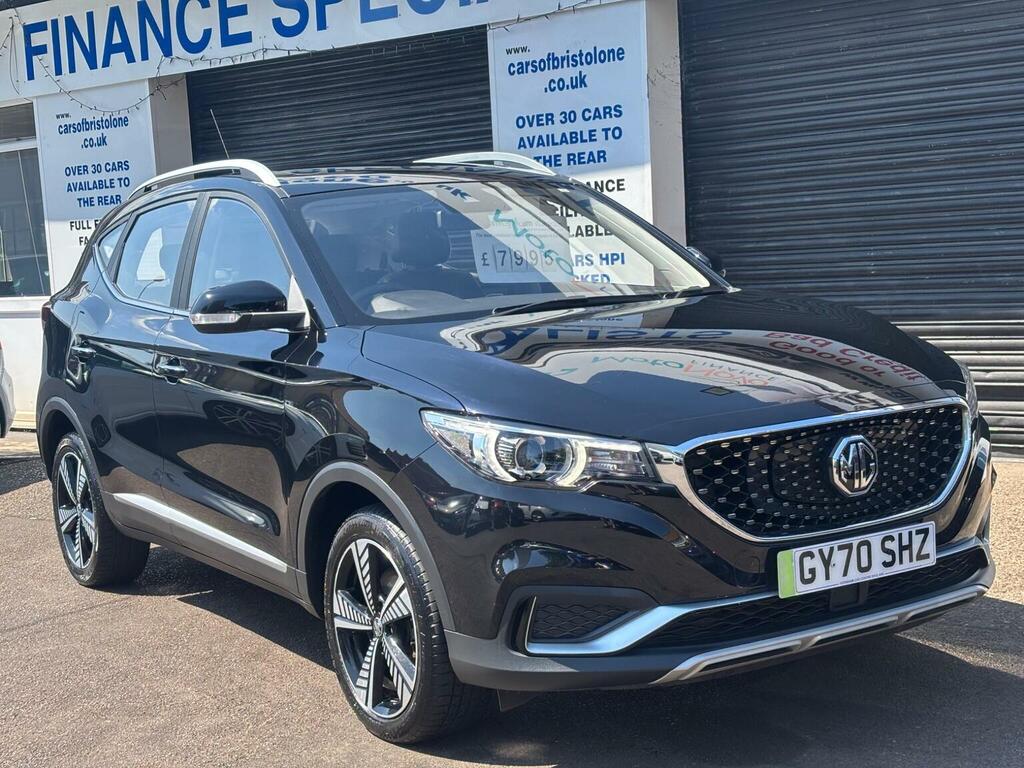 MG ZS Hatchback White #1