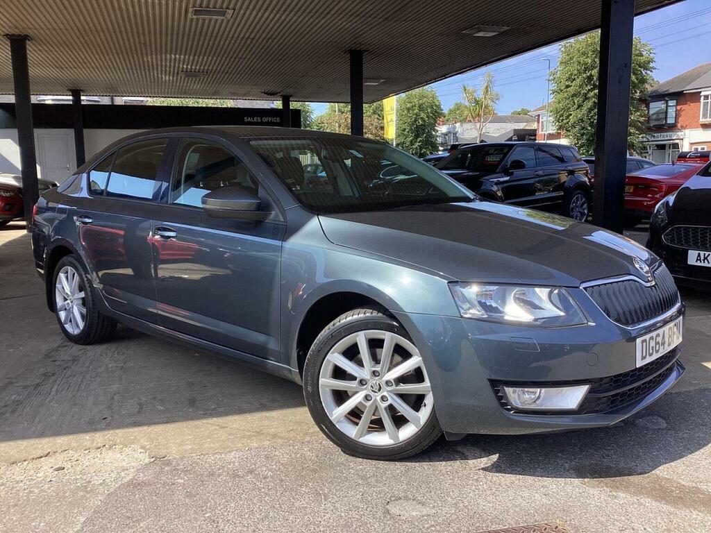 Skoda Octavia Hatchback 2.0 Tdi Elegance Dsg Euro 5 Ss 2 Grey