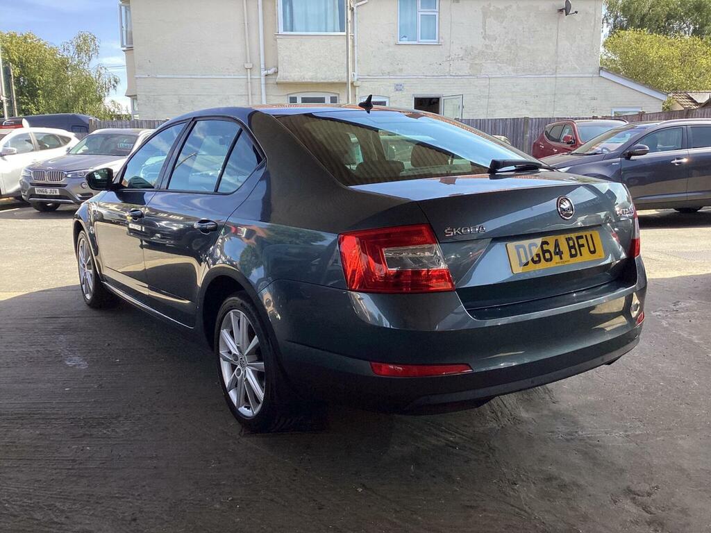 Skoda Octavia Hatchback 2.0 Tdi Elegance Dsg Euro 5 Ss 2 Grey #5