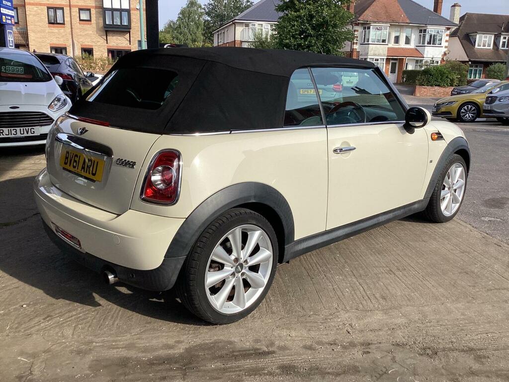 Mini Convertible 1.6 Cooper Euro 5 Ss White #3