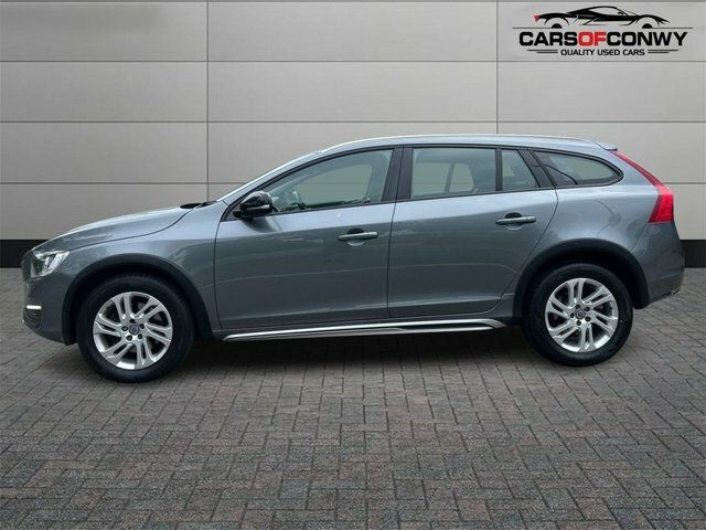 Volvo V60 Cross Country 2.0 D4 Se Nav Estate Euro 6 S S Grey #4