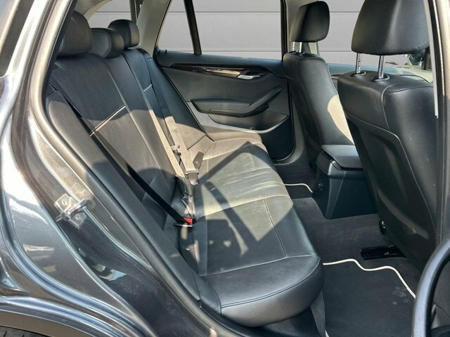 BMW X1 Suv White #17