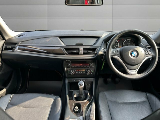 BMW X1 Suv White #16