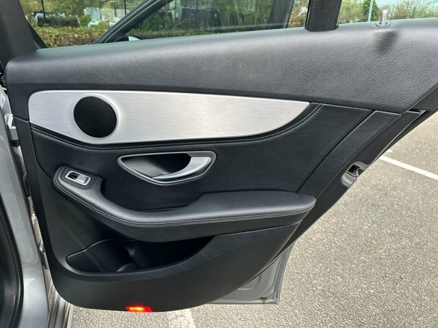 Mercedes-Benz C Class Executive Se Black #27